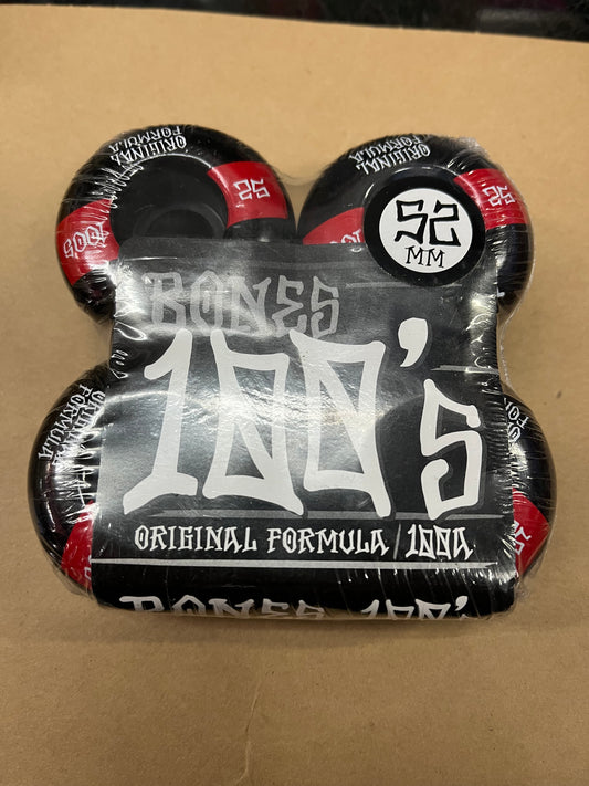 Bones 100s 52mm Black/red line skateboard wheels