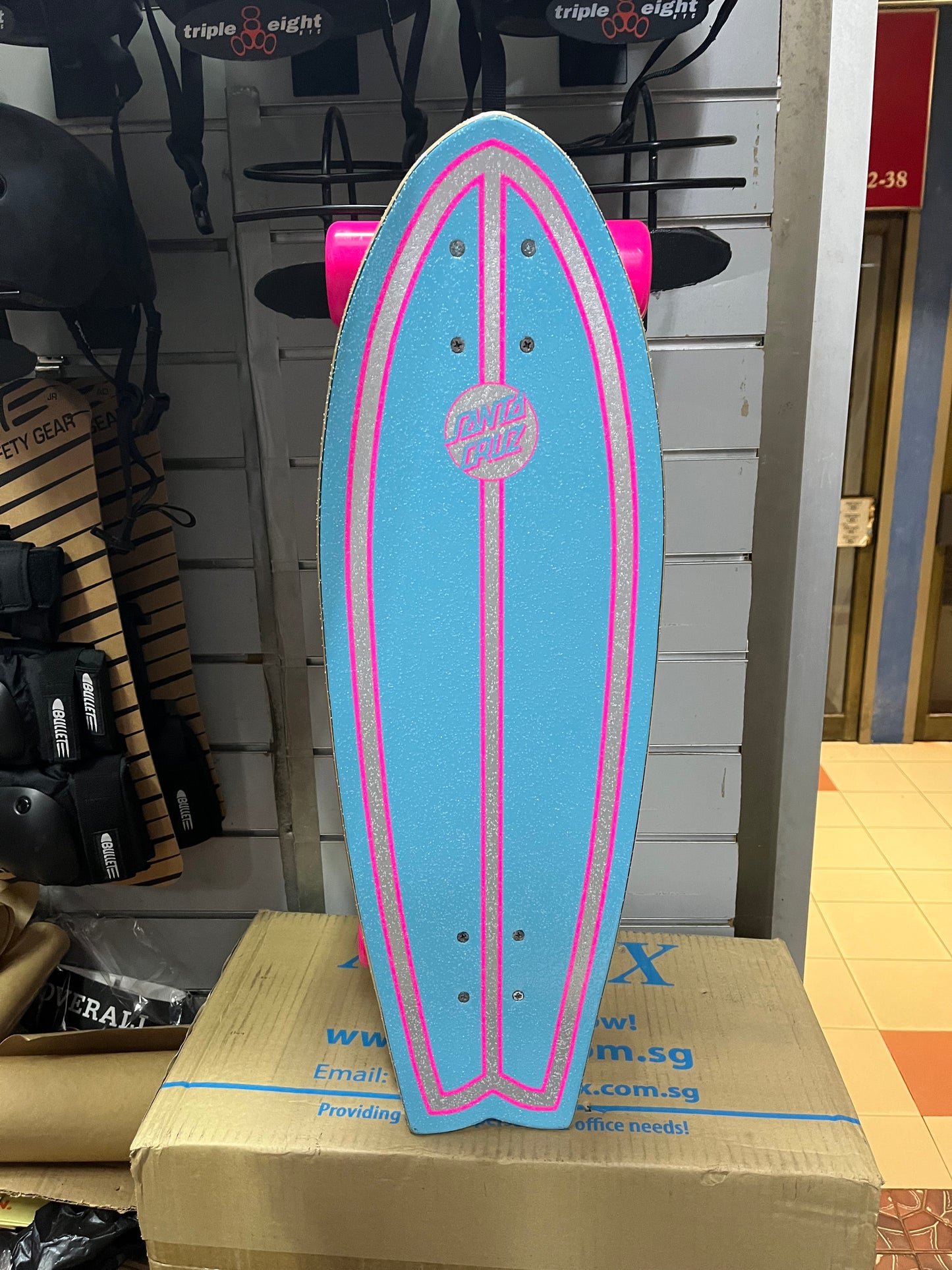 Santa Cruz cruiser pink 8.8”