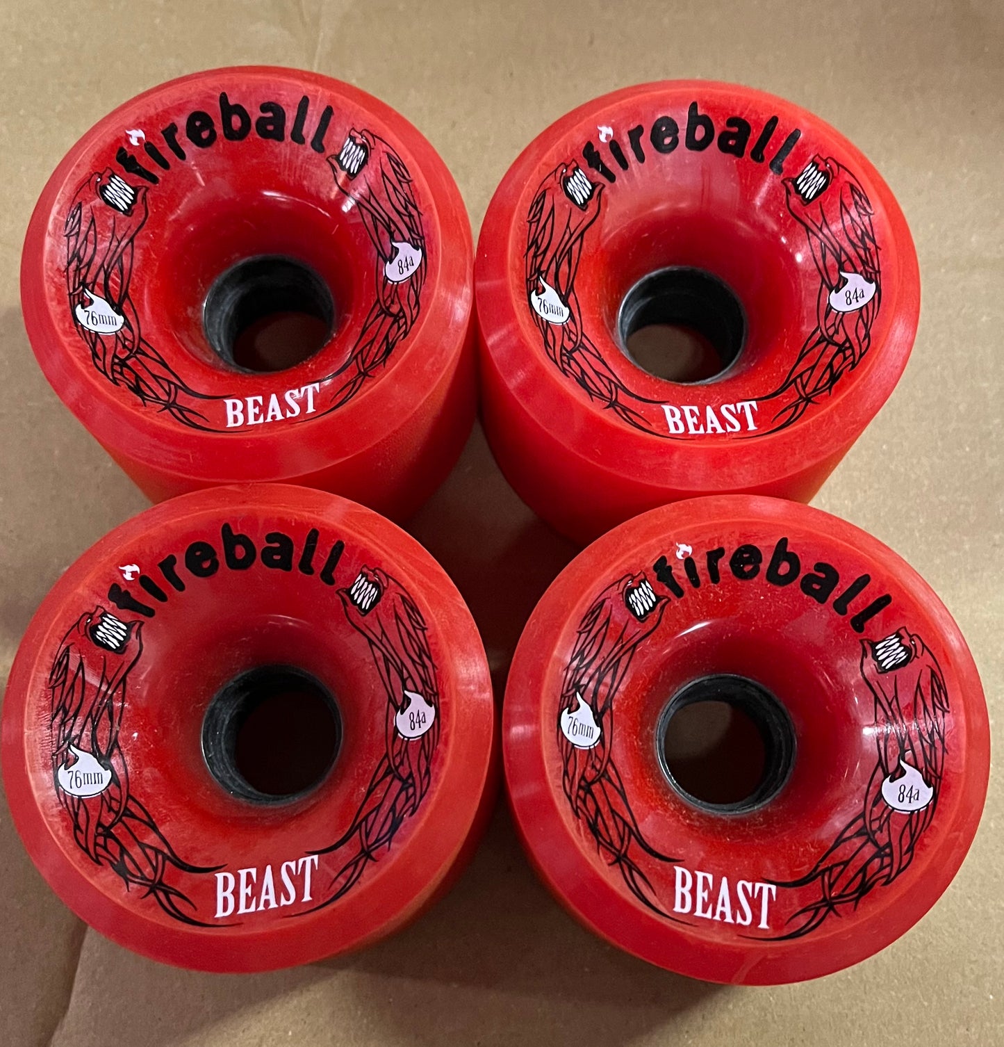 Fireball Beast 76mm 84a red Longboard wheels