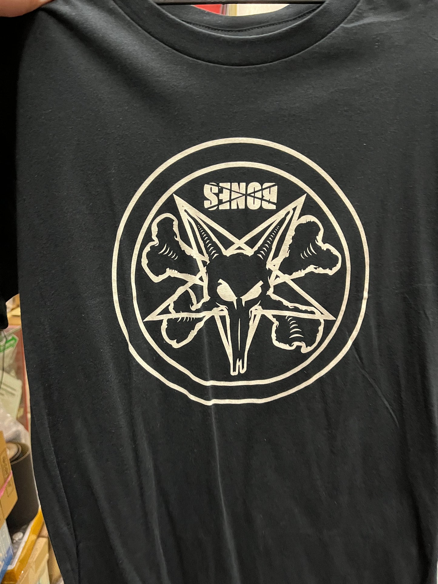 Vintage Bones Wheels Skateboard T Shirt Pentagram Black