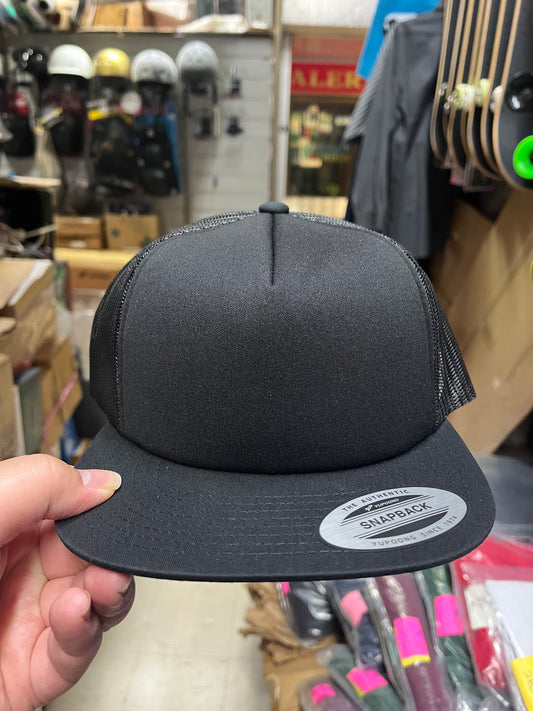Yupong Mesh SnapBack Cap Foam Black Front