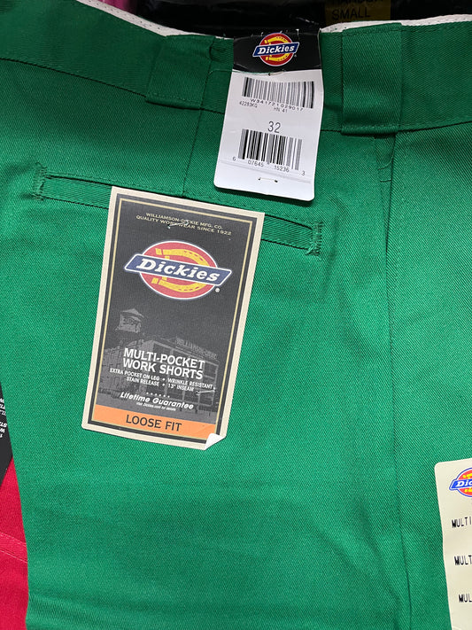 Dickies 42283 13” Loose fit Work Short Kelly Green